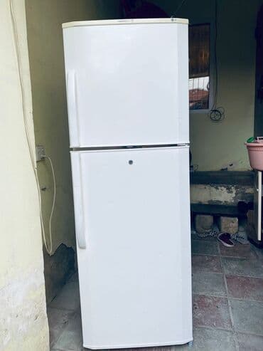 2 qapılı LG Soyuducu Satılır, rəng - Ağ