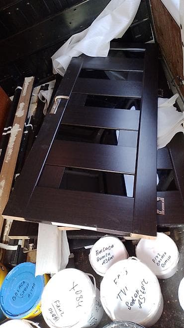 2 ci el perdeler: Mebel üçün qapı paneli – şüşəli, tünd qəhvəyi (venge) rəngdə 4eded — 2