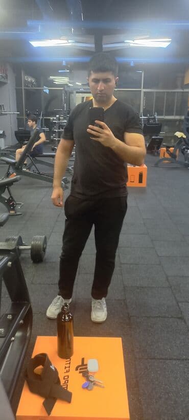 Mühafizəçi, 29 il, Təcrübəli