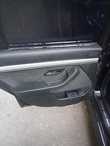 BMW E39 üçün salon qapı kartları Komplektə 4 qapının iç üzlüyü lalafo.az -da BMW E39 üçün salon qapı kartları Komplektə 4 qapının iç üzlüyü