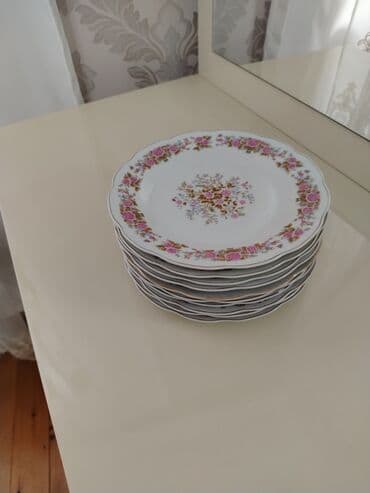 Другая столовая посуда: Тарелки, цвет - Белый, Фарфор — 2