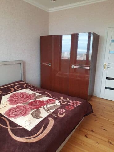 kirayr evler: Suraxanı,Qaraçuxur qəsəbəsi,Zəhra mərasim evinin yanı,15 — 5