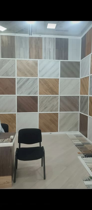 Müxtəlif naxış və rənglərdə laminat döşəmə nümunələri. Bu laminatlar