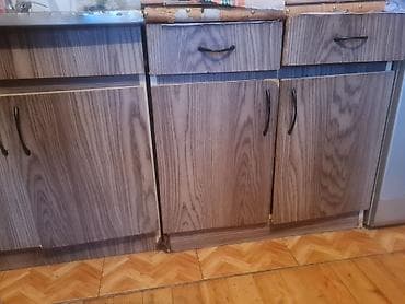 kuxna skafi: Mətbəx mebeli dəsti - Üst modul: taxta teksturalı laminat fasadlar, 4 — 4
