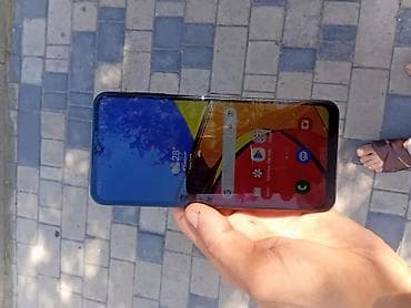 samsung 5212i: Samsung Galaxy A13, 128 GB, rəng - Bej, Barmaq izi — 4