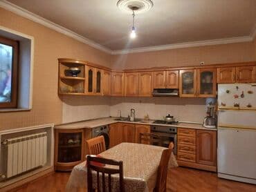 keşlədə satılan həyət evləri: 7 otaqlı, 272 kv. m, Orta təmir — 21