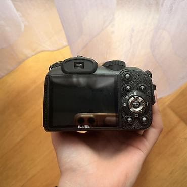 Фотоаппараты: Fujifilm FinePix S seriyası fotokamera - 14 MP sensor (gövdə üzərində — 2