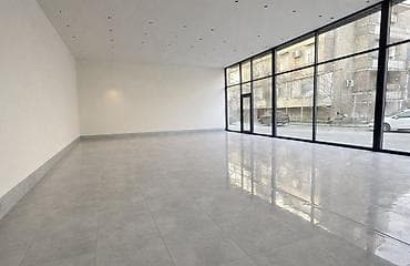 konteyner mağaza: İcarəyə təqdim olunur geniş vitrinli kommersiya sahəsi. - Tam şüşə ön — 3