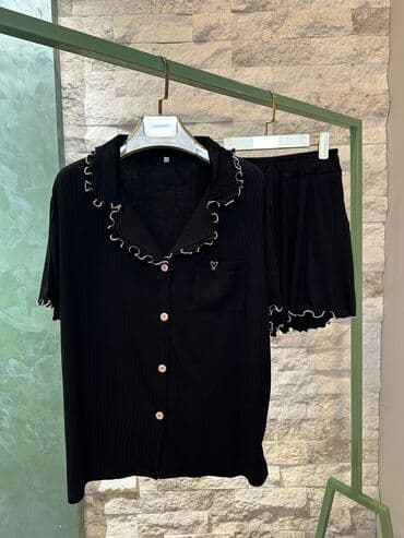 kiqurum qadın pijamaları: Qadın pijama dəsti – qısaqol köynək və şort - Dörd rəng: qırmızı — 2