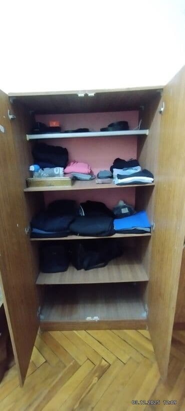 işlənmiş şfoner: Açılan, 2 qapılı Düz dolab, Qarderob, paltar dolabı — 3