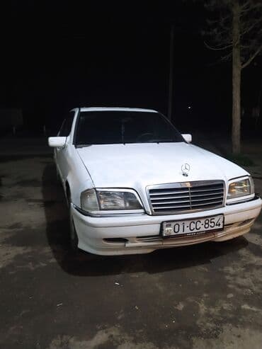 чемодан с инструментами для автомобиля: Mercedes-Benz C 250: 2.5 л | 1997 г. Седан — 10