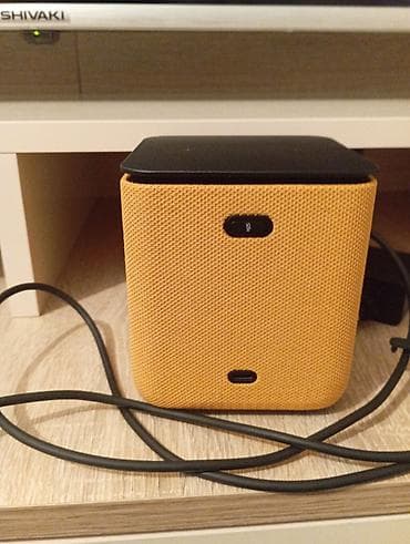 Portativ Bluetooth səsgücləndiricisi - Kompakt kubik dizayn, parça