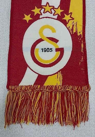 Bitkilər üçün dibçəklər: Qarabağ futbol klubunun azərkeş şərfləri satılır. Xüsusi fərqi odur — 7