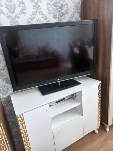 tv stendler 2019: Televizor LG 40" — 1