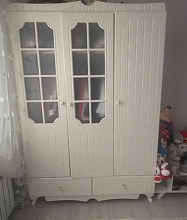 usag krafati: Uşaq otağı üçün klassik üslubda ağ mebel dəsti — 2