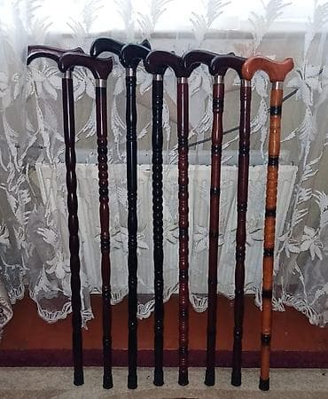 Yerimək üçün arabalar, çəliklər, əsalar, rollatorlar: Əl ağacları və qoltuqağacı Məhsul çeşidləri: - Taxta əl ağacları — 4