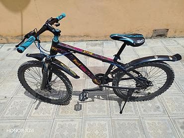 trek velosipedleri: Dağ/şossə tipli velosiped - Gövdə: yüngülmetall, qara rəngdə — 9