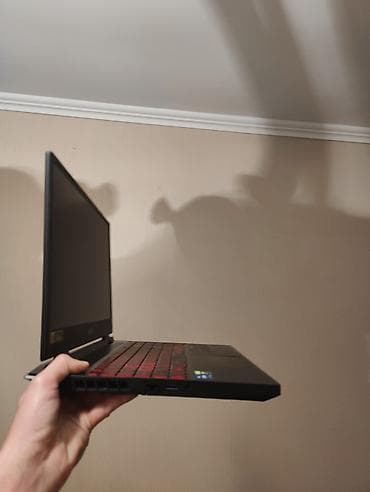 Yeni Acer Nitro, 15 ", Intel Core i5, 512 GB — 4