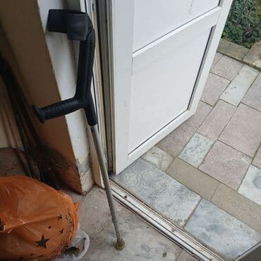 Yerimək üçün arabalar, çəliklər, əsalar, rollatorlar: Celik satilir iwenmeyib — 1