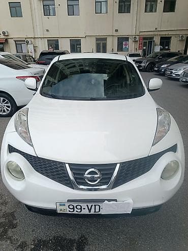 07 satisi: Nissan Juke, ağ rəng, Yapon krossoveri. Kompakt ölçülərə baxmayaraq — 1