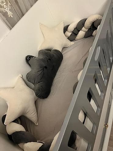 Oğlan və qız üçün, Dördbucaq, Beşik, Dəst ilə, Matrassız, Yellənmə mexanizmsiz — 2