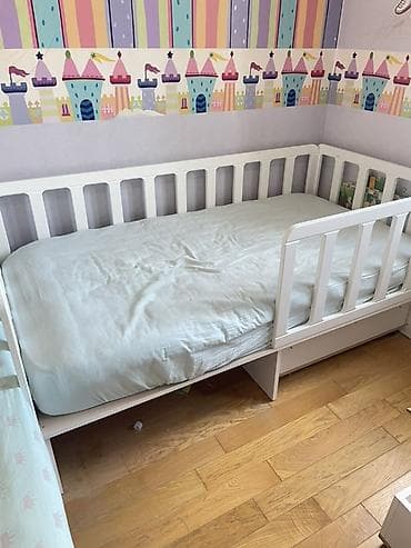 şkaf ucuz: Oğlan və qız üçün, Çarpayı, Bazasız, Matras ilə, Siyirməsiz — 4