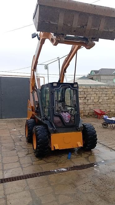r17 şam: CASE SV250 mini-yükləyici (skid steer) - Model: CASE SV250 - Tip — 3