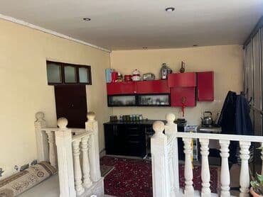 saray qesebesinde bina evleri: 5 otaqlı, 130 kv. m, Yeni təmirli — 10