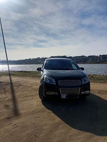 mersedes benz: Ravon Nexia: 1.5 l | 2017 il 253958 km Sedan — 2