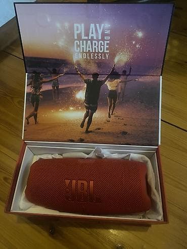 Kompüter, noutbuk və planşetlər: JBL Charge 5 portativ Bluetooth səsgücləndiricisi – qırmızı rəng. - — 2