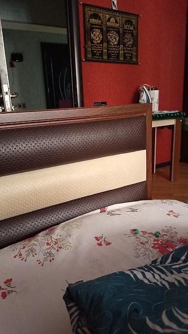 kravat satisi: İkinəfərlik çarpayı, Dolab, Azərbaycan, İşlənmiş — 1