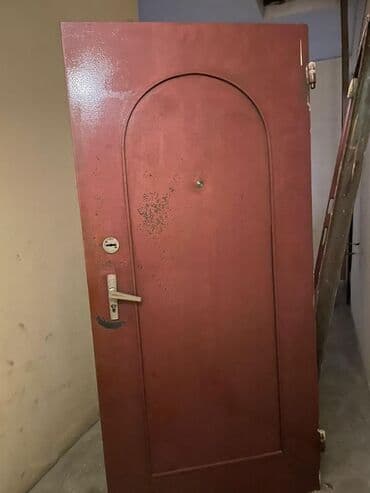 İşlənmiş Giriş qapısı 90x200 sm Ünvandan götürmə
