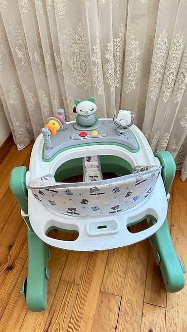 Uşaq gedişliyinin (walker) çoxfunksiyalı modeli - Rəng: açıq yaşıl-ağ — 3