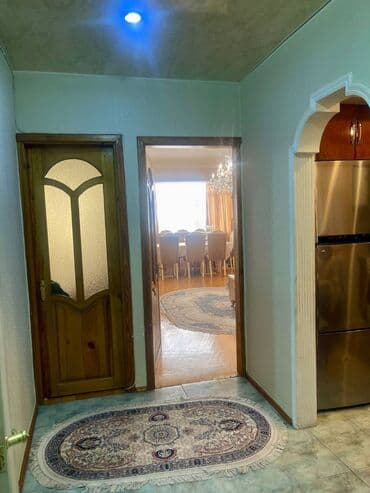 sumqayitda ev aliram: Bakı, 3 otaqlı, Köhnə tikili, m. Elmlər Akademiyası, 100 kv. m — 8