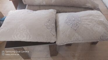 Məişət məhsulları: 2cut nəfərlik yorğan 4yastiq hamisi birlikde50manat — 2