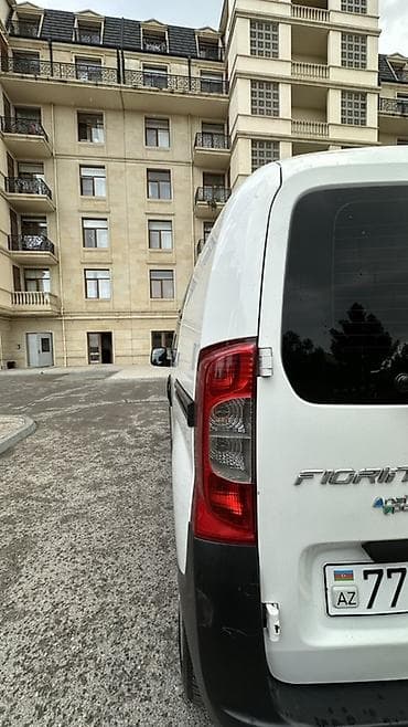 avto qaz kredit: Fiat Fiorino: 1.4 l | 2018 il 95000 km Van body type — 5