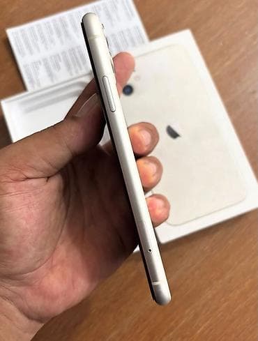 i̇phone telefon: IPhone 11, 128 GB, Ağ, Zəmanət, Simsiz şarj, Face ID — 3