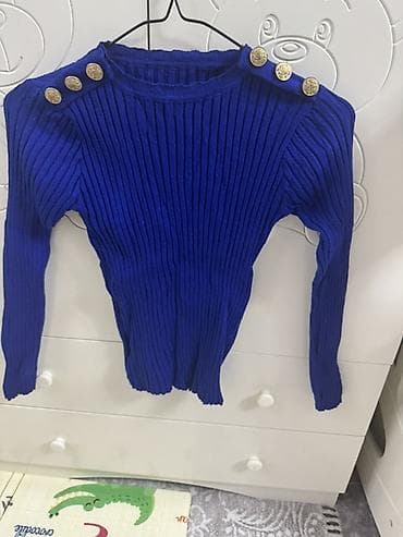 uz ucun e vitamini: Qadın geyimləri dəsti 1) Yaşıl məxməri bluz - Parça: yumşaq — 3