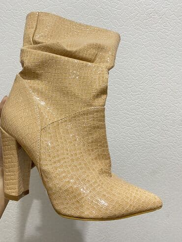 rezin qısa çəkmələr: Çəkmə, Ölçü: 37, rəng - Bej, Yeni — 8