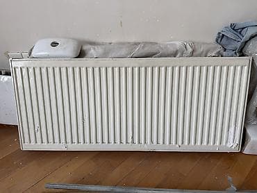 Panel radiator – mərkəzi istilik sistemləri üçün. - Rəng: ağ -