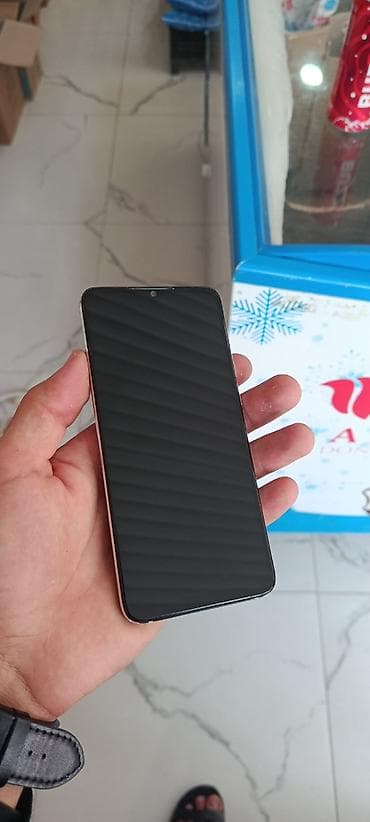 2 ci el iphone 14 pro max: Xiaomi Mi 9 Lite, 64 GB, rəng - Qara, 
 Barmaq izi — 3