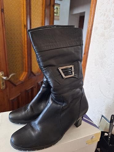 çekmeler: Qadin cekmesi.temiz deri.2-3 defe seliqeli geyilib.ici tebii mex.170 — 1