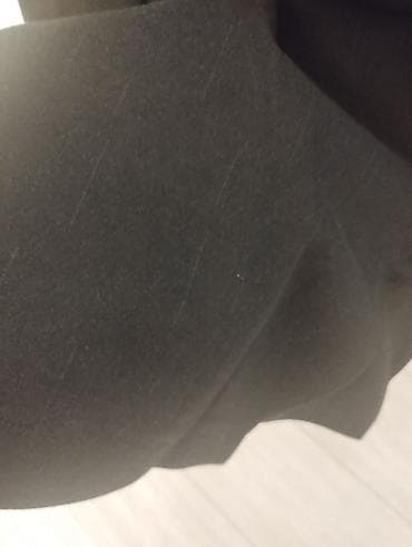 Аксессуары: Qadın ücün tünd boz nazik cizgılı ətək. Qalın materyalı var — 4