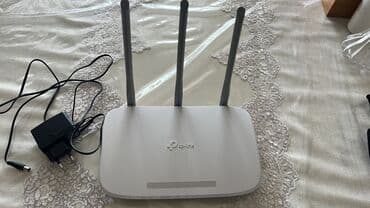 Wi-Fi router "TP-Link TL-WR845N .Cemi 1 ay isledilib