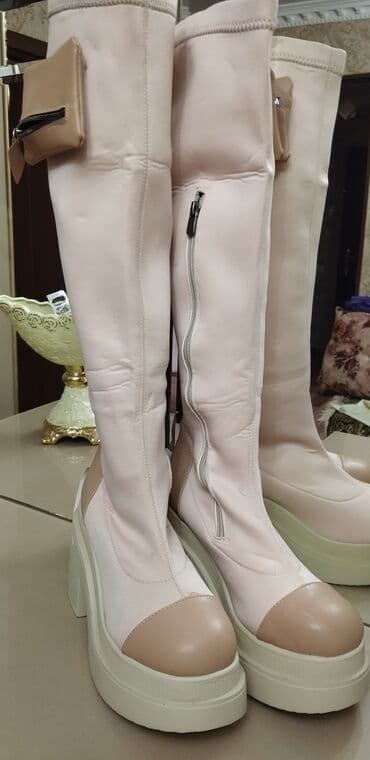 женские сапоги на платформе: Uzunboğaz, Ölçü: 39, rəng - Çəhrayı, Yeni — 1