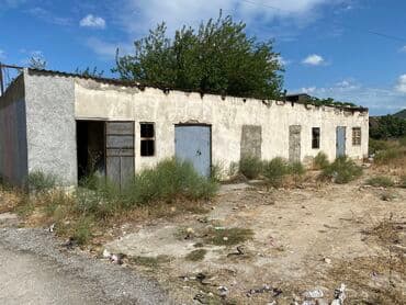 Sex, zavod və fabriklər: Kirayə obyektlər.Kvadratı 4 manatdan başlayan qiymətlər.Əmlak — 4