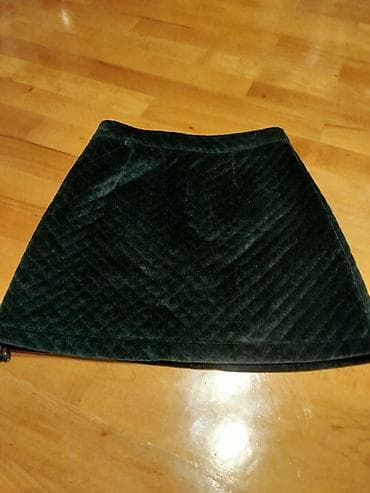 Qısa ətək – məxməri parça - Model: A-kəsim, mini uzunluq - Material