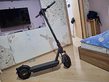 Elektrik skuter – qatlana bilən şəhər modeli ideal veziyyetdedi polnu — 2