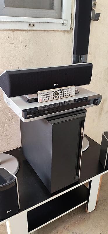 komputer aksesuar: İşlənmiş LG Kolonka, Növ - Smart, rəng - Gümüşü — 3