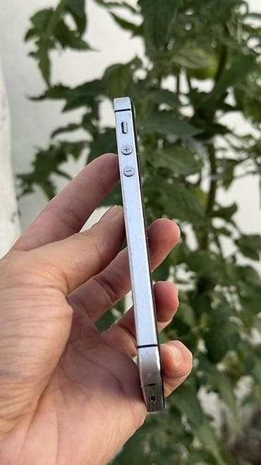 iphone 5s platası: IPhone 5s, Gümüşü — 2